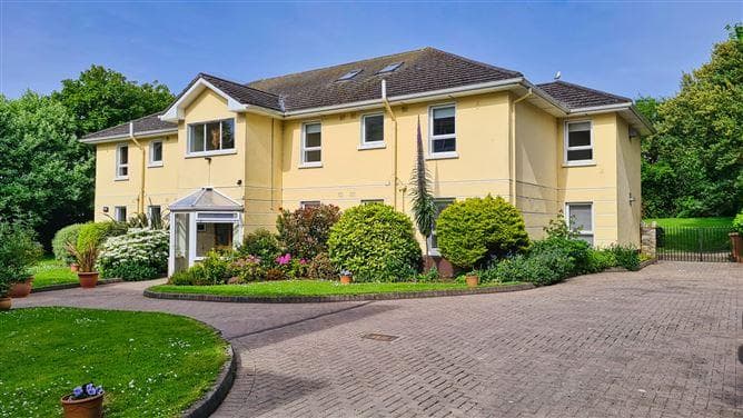 Apartment 7, Saint Nessan's, Howth, Dublin 13, D13KP20