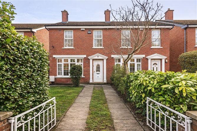 9 The Cloisters, Harold's Cross, Dublin 6W