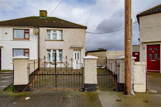 54, Cashel Avenue, Dublin 12