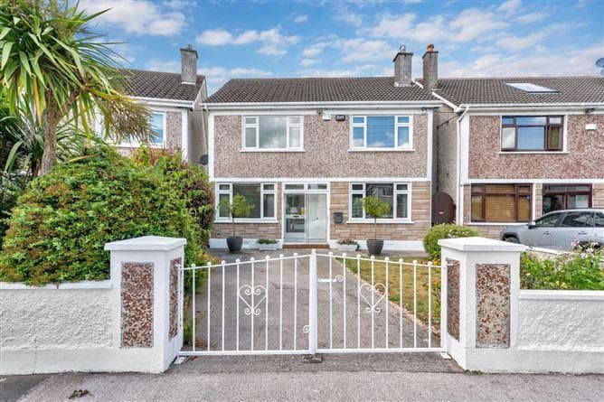 64, Hollywood Park, Co. Kildare