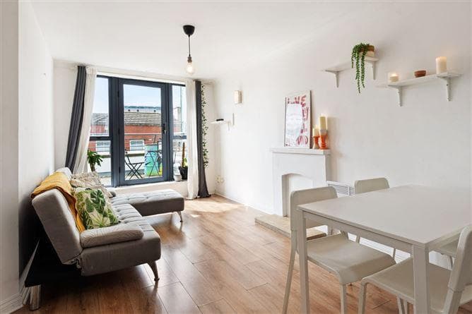 32 Liffey Walk, North Lotts, Dublin