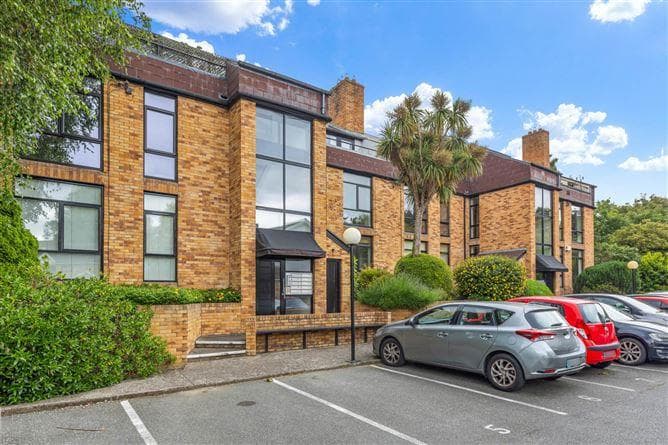 4 Milltown Hill, Milltown, Dublin 6