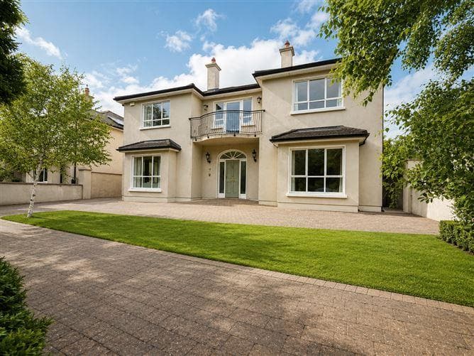 12, Rathmiles Grove, Co. Laois