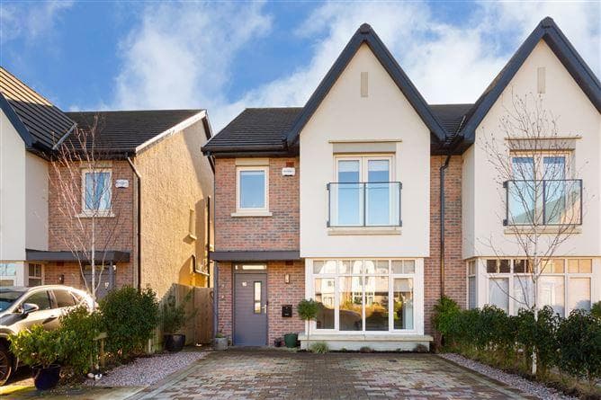 16 the walk, vartry wood, ashford