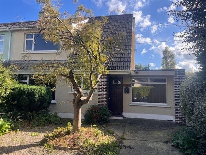 Thoer, 34, Quinn S Road, Dublin 18