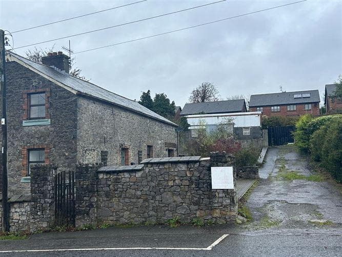 Drogheda Sreet, Collon, Louth